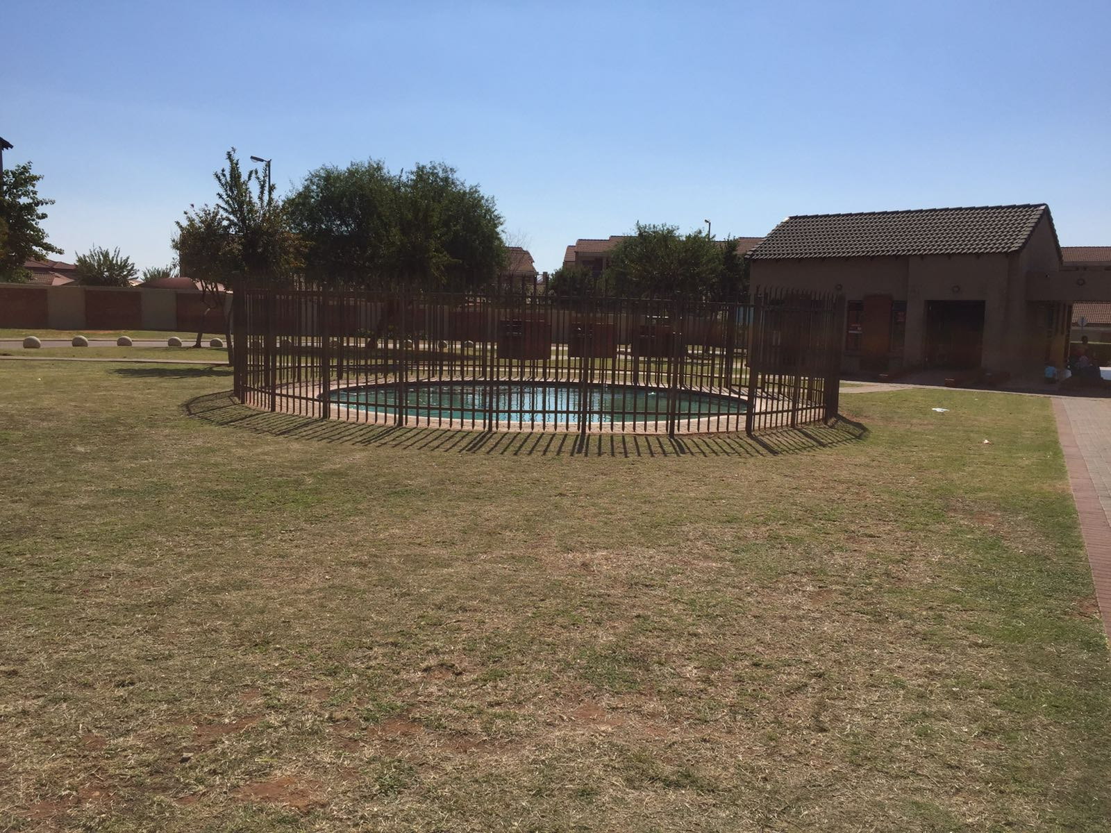 4. Pool area