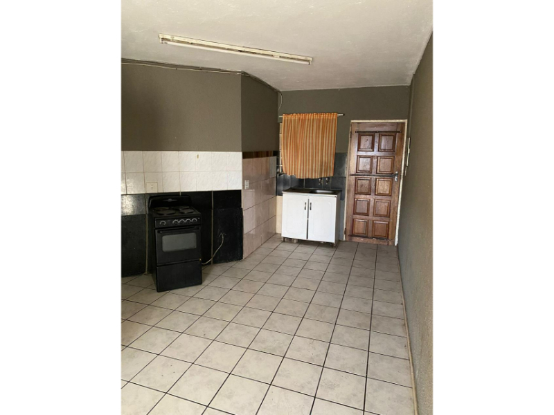 9. Kitchen